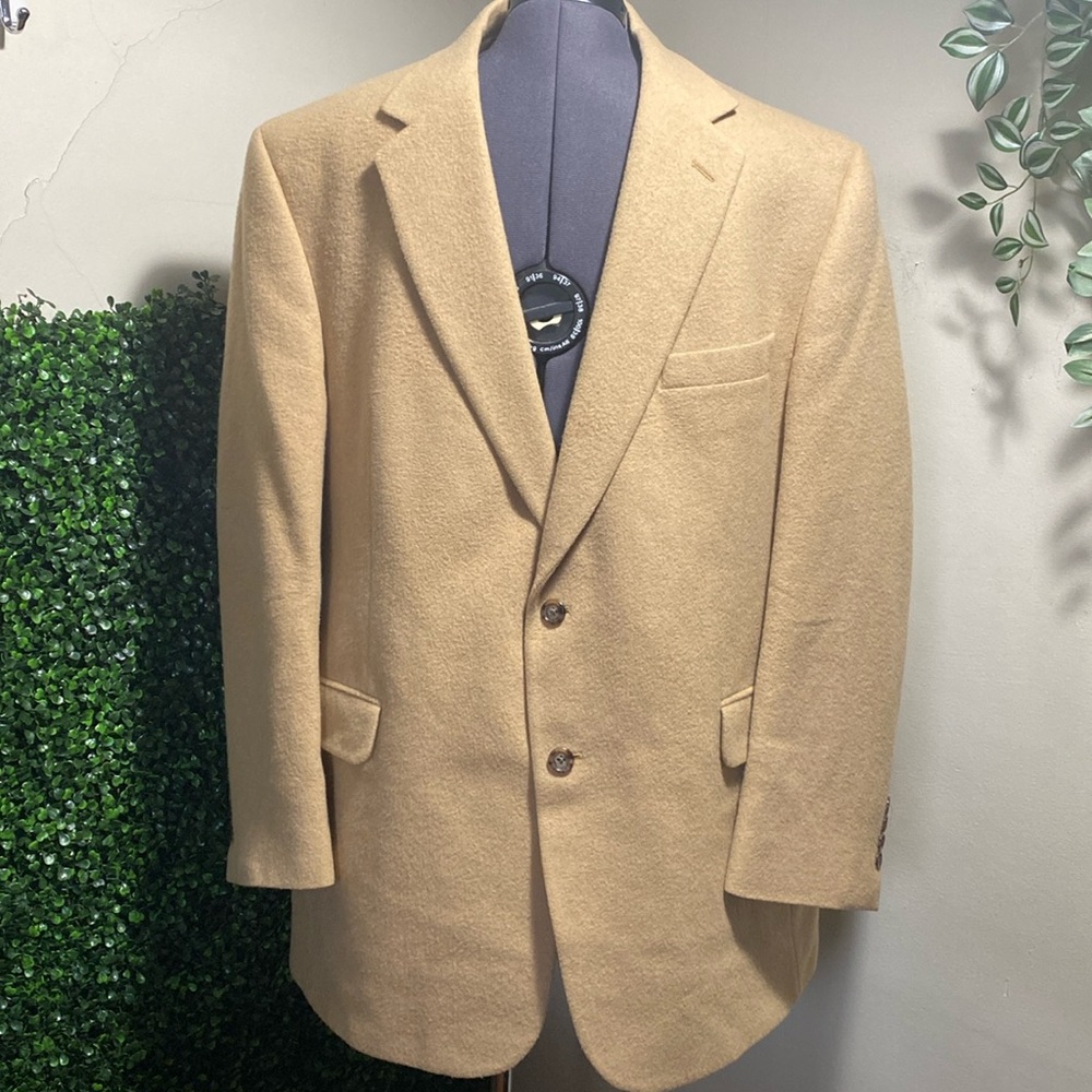 Jos. A. Banks Camel Hair suit coat Sz 46 Reg